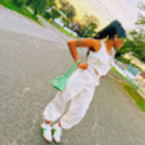 Meet your Posher, Rene